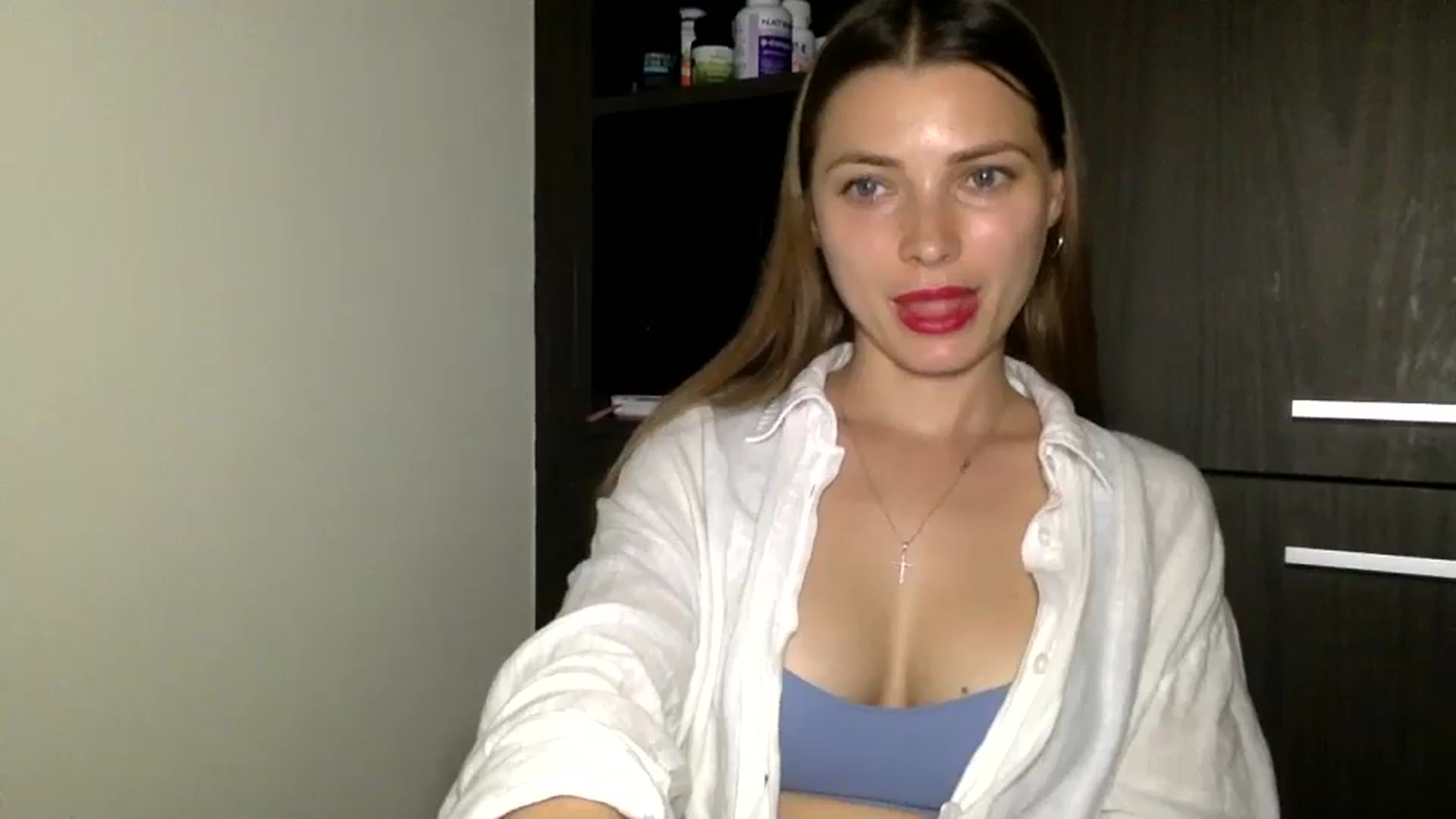 Gallery image thumbnail from Bestannforu's myfreecams stream on, 02/19/2025, 16:06 image 8 of 20