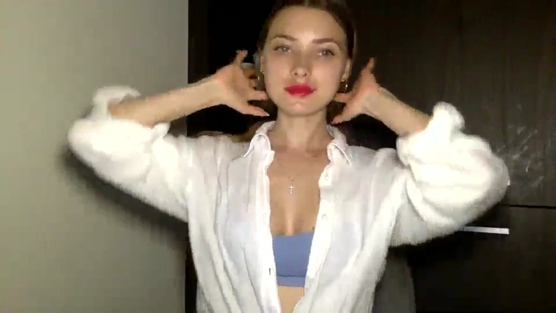 Gallery image thumbnail from Bestannforu's myfreecams stream on, 02/19/2025, 16:06 image 7 of 20