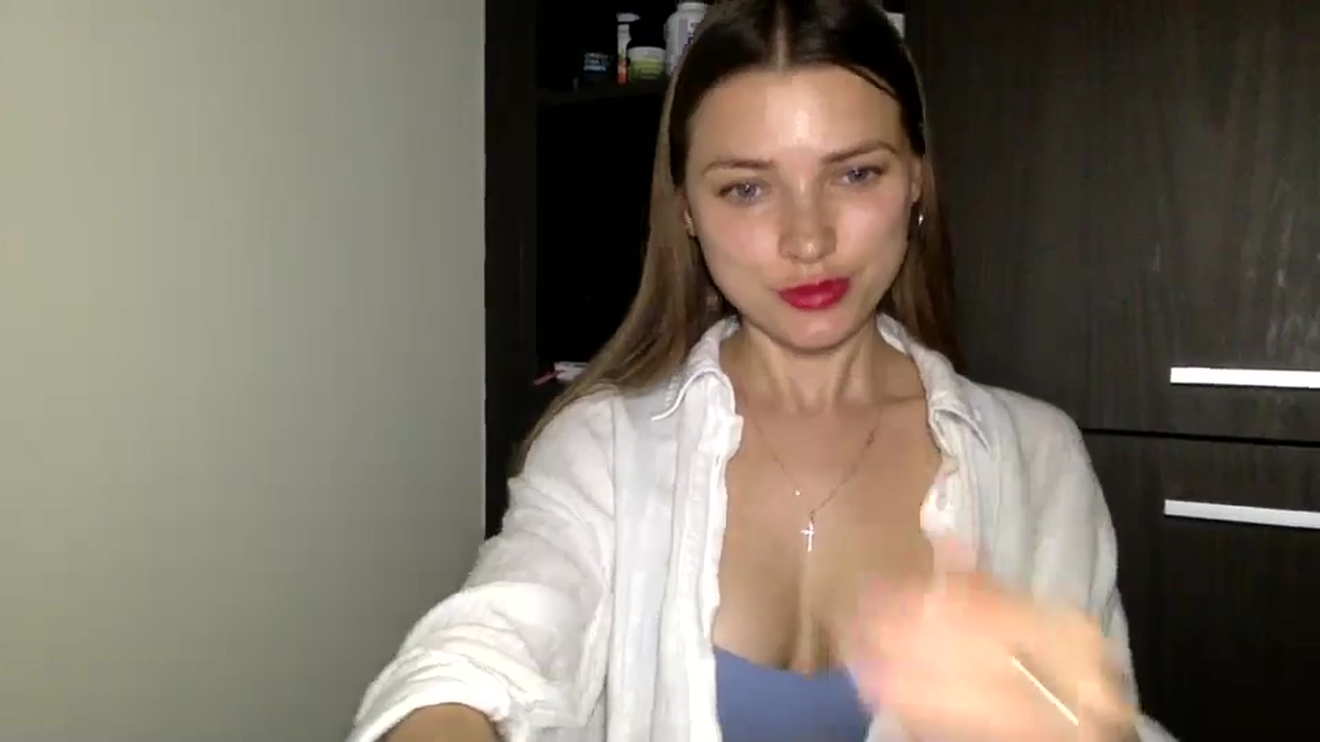 Gallery image thumbnail from Bestannforu's myfreecams stream on, 02/19/2025, 16:06 image 9 of 20