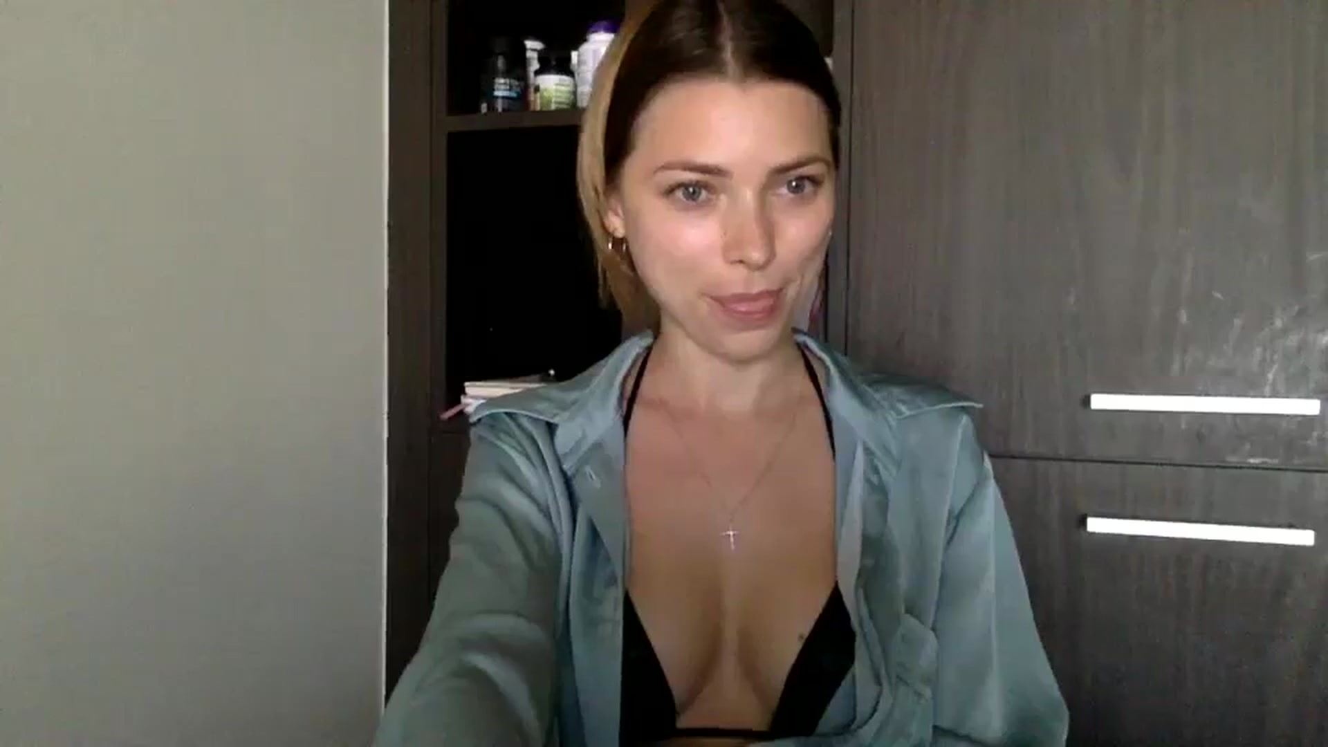 Gallery image thumbnail from Bestannforu's myfreecams stream on, 02/22/2025, 05:26 image 5 of 20