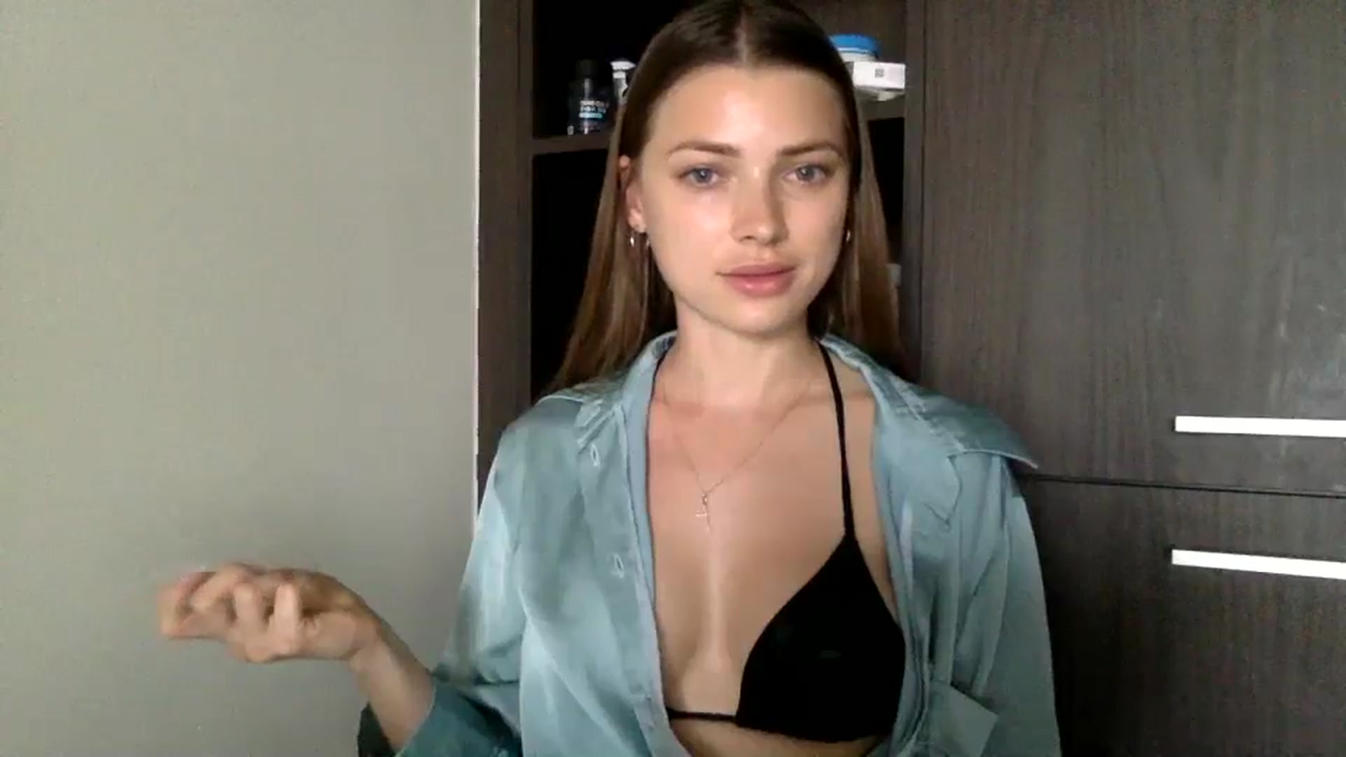 Gallery image thumbnail from Bestannforu's myfreecams stream on, 02/22/2025, 12:41 image 18 of 20