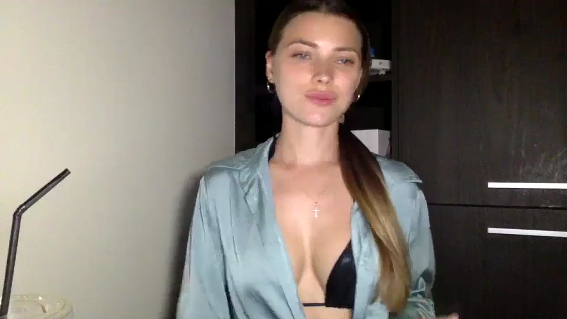 Gallery image thumbnail from Bestannforu's myfreecams stream on, 02/22/2025, 15:12 image 4 of 20