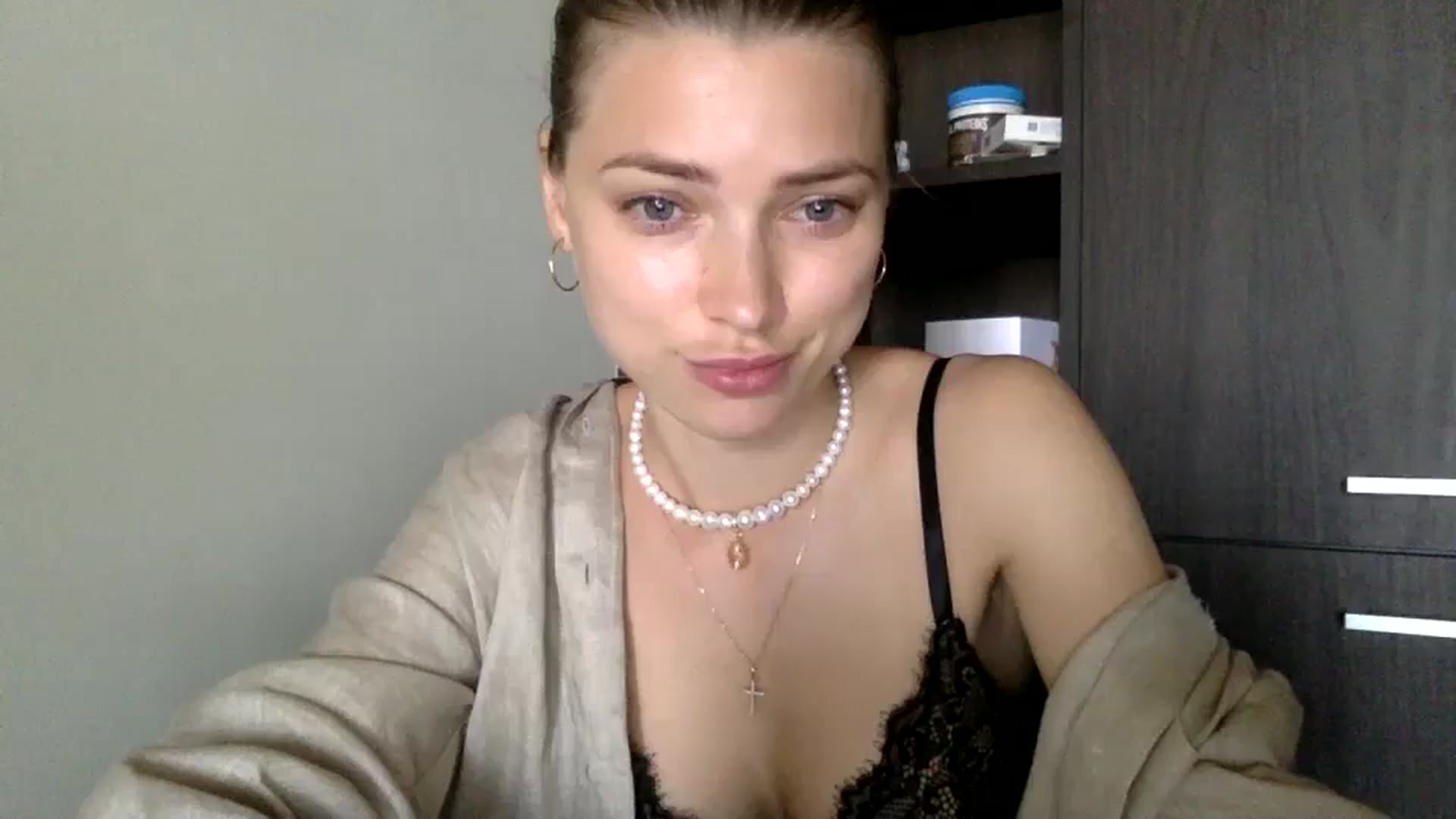 Gallery image thumbnail from Bestannforu's myfreecams stream on, 02/23/2025, 07:49 image 19 of 20