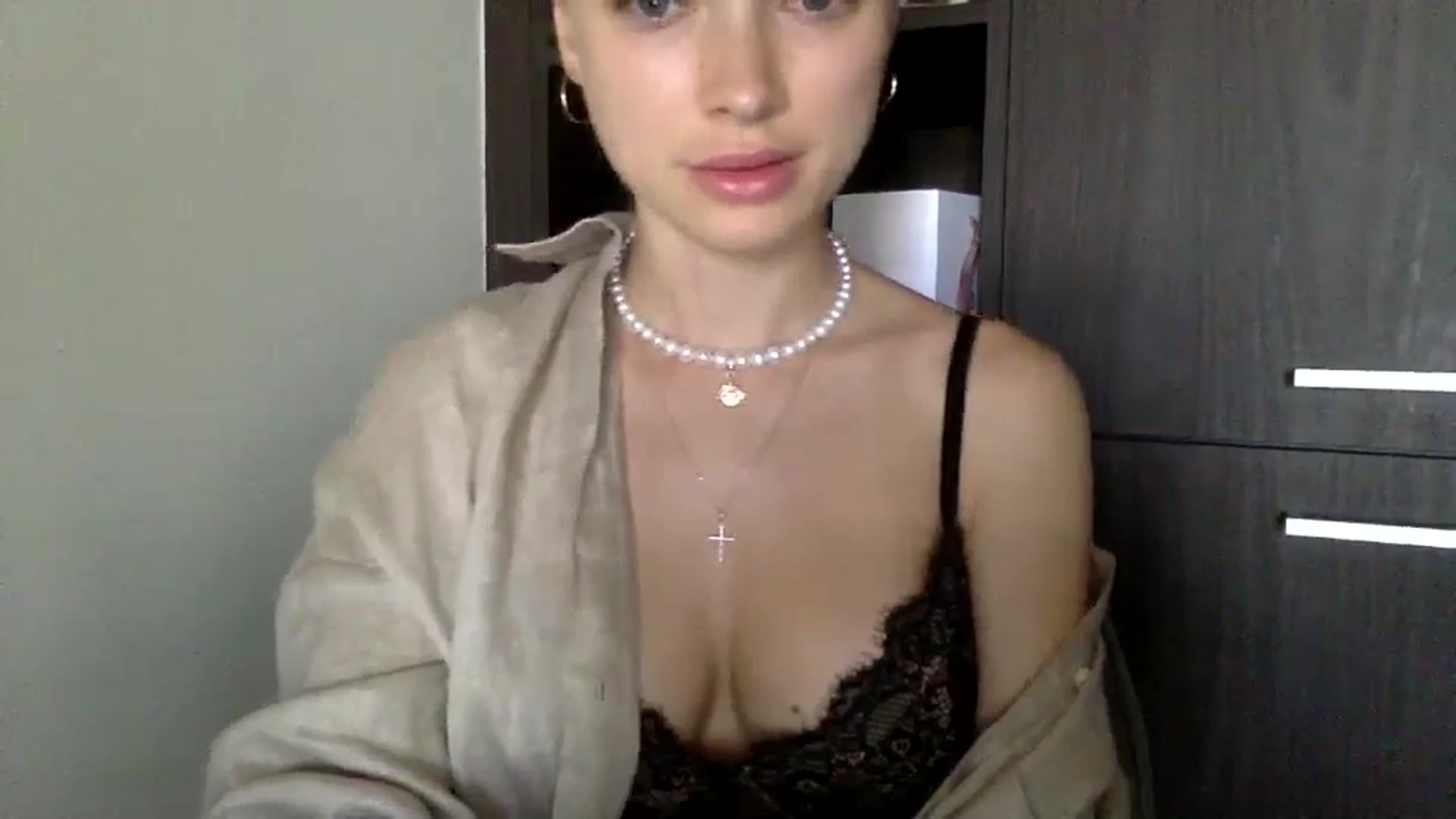 Gallery image thumbnail from Bestannforu's myfreecams stream on, 02/23/2025, 07:49 image 3 of 20