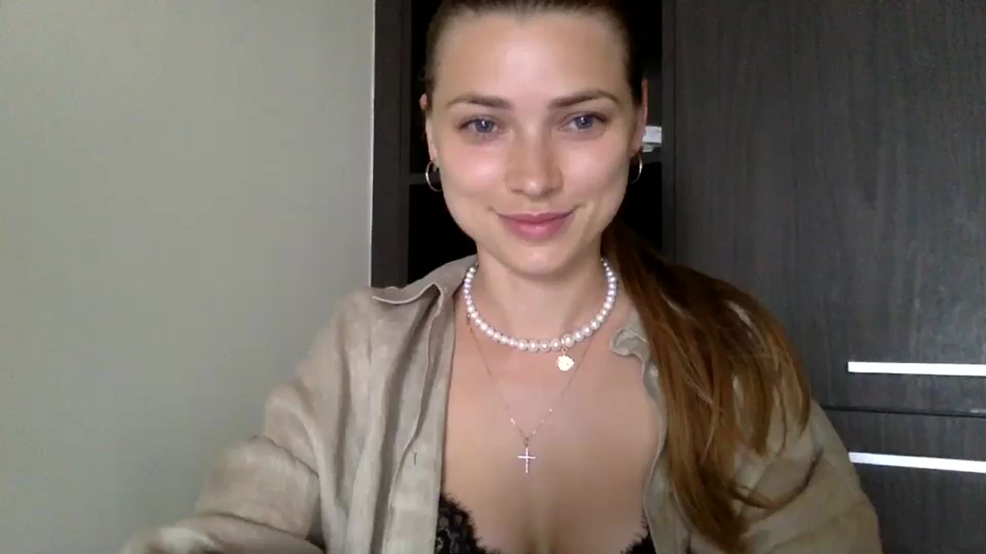 Gallery image thumbnail from Bestannforu's myfreecams stream on, 02/23/2025, 11:54 image 6 of 20