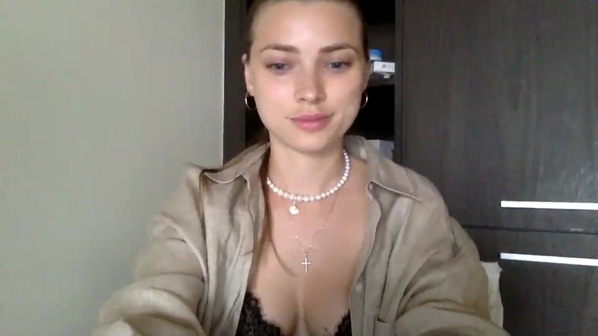 Gallery image thumbnail from Bestannforu's myfreecams stream on, 02/23/2025, 11:54 image 19 of 20