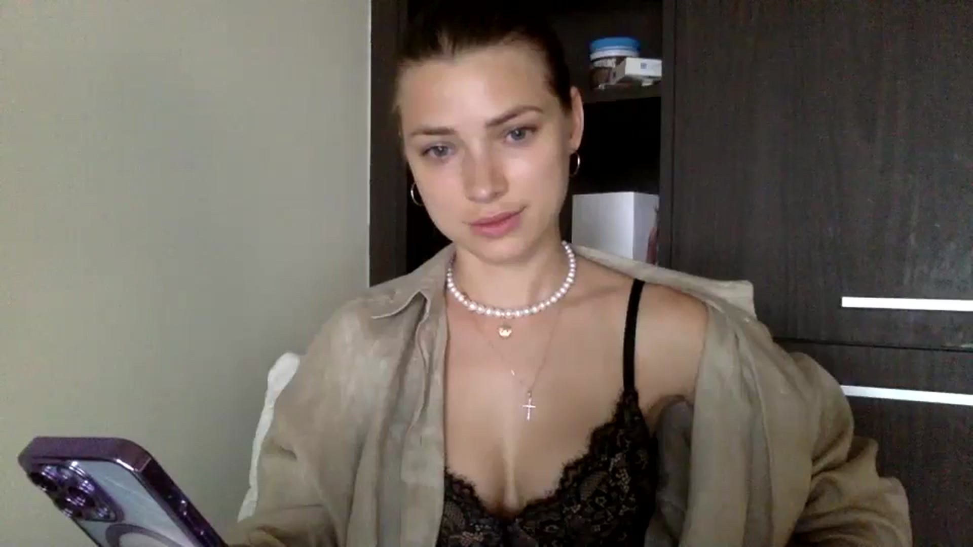 Gallery image thumbnail from Bestannforu's myfreecams stream on, 02/23/2025, 13:27 image 13 of 20