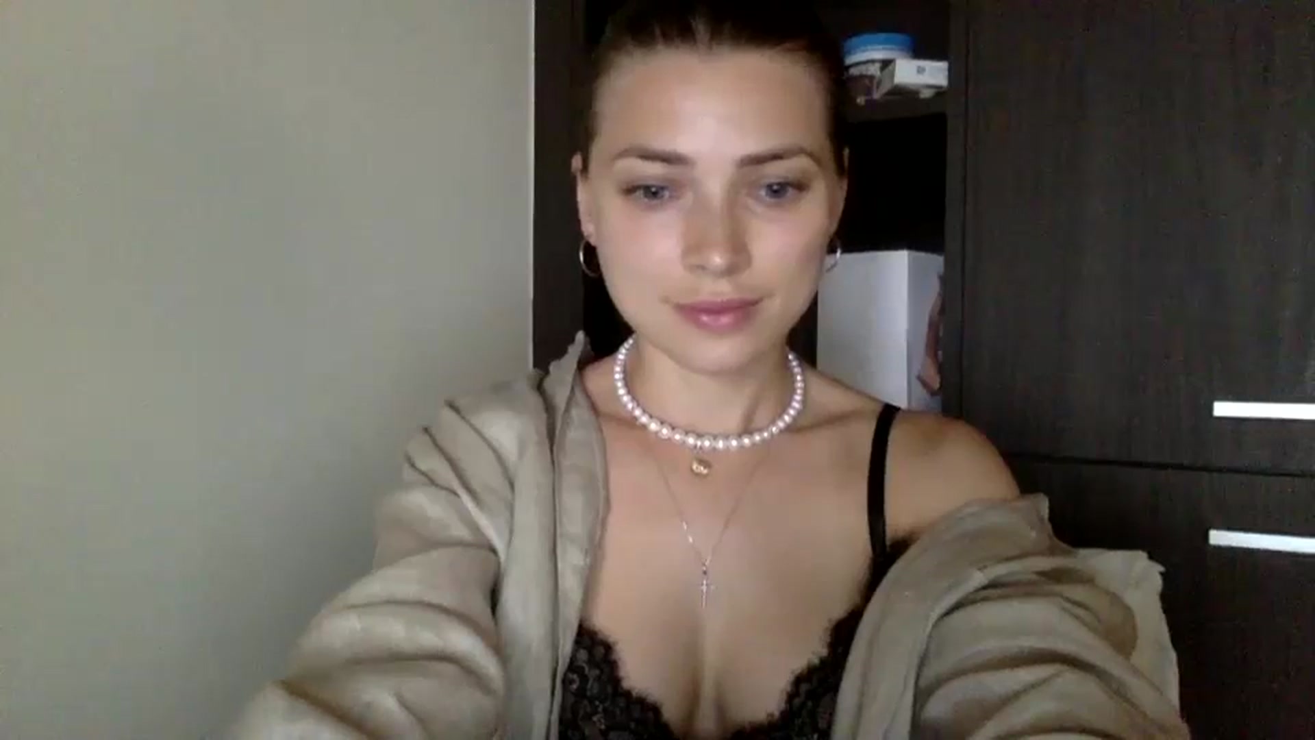 Gallery image thumbnail from Bestannforu's myfreecams stream on, 02/23/2025, 13:27 image 19 of 20