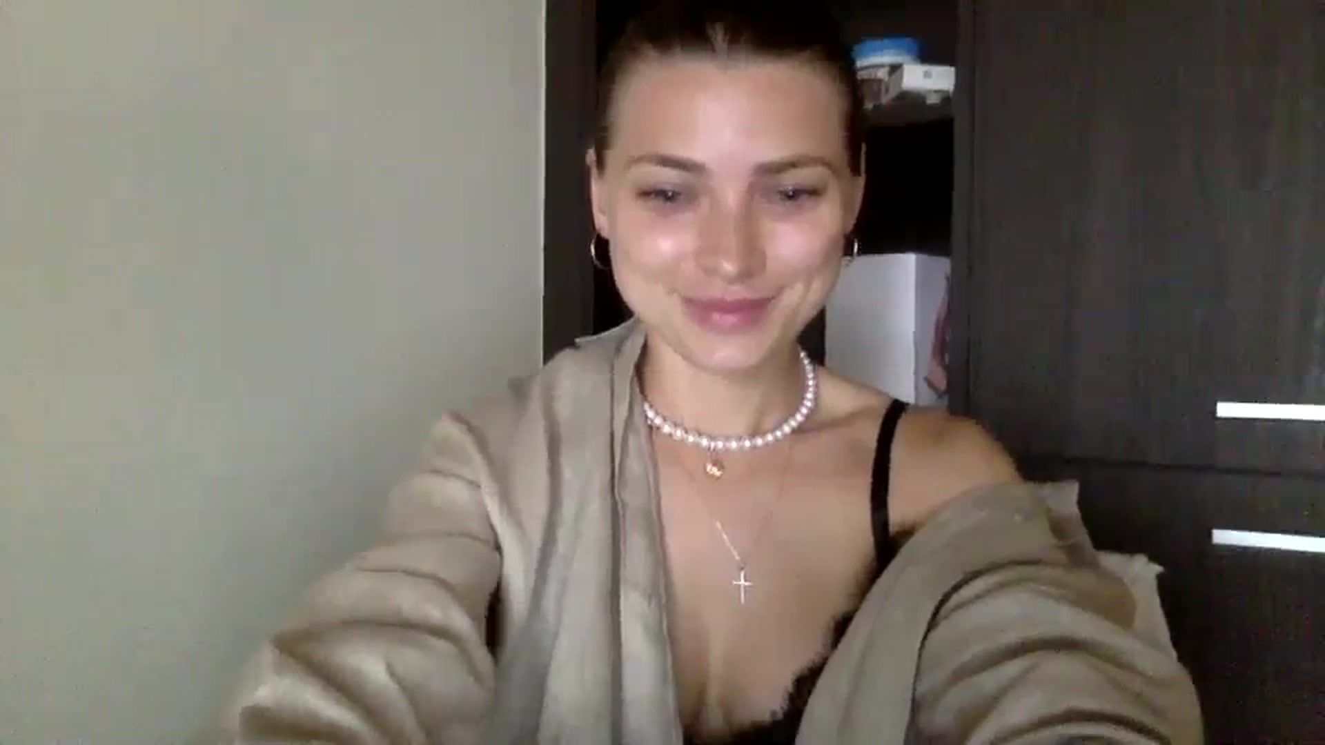 Gallery image thumbnail from Bestannforu's myfreecams stream on, 02/23/2025, 13:27 image 17 of 20
