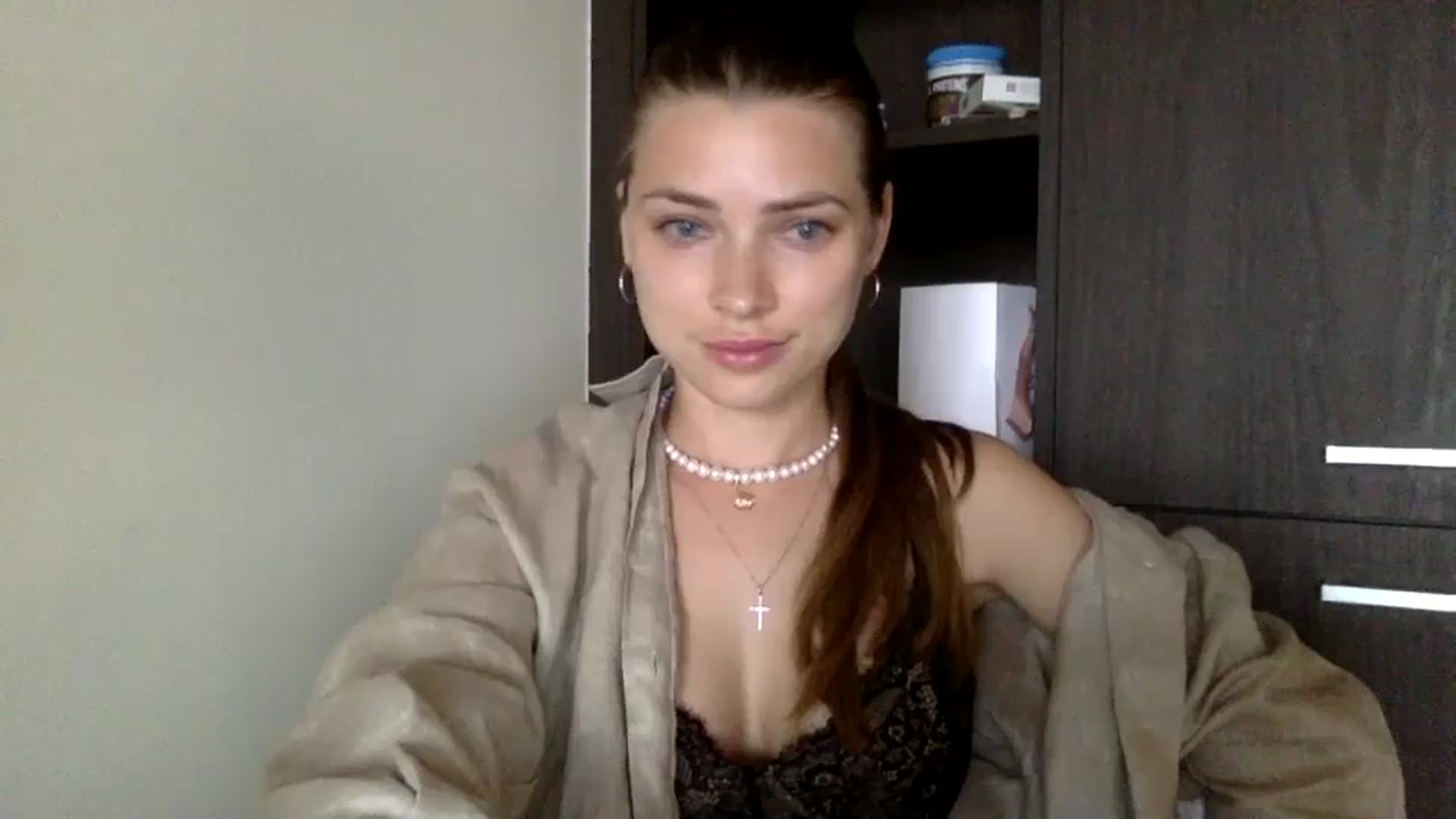 Gallery image thumbnail from Bestannforu's myfreecams stream on, 02/23/2025, 13:27 image 16 of 20