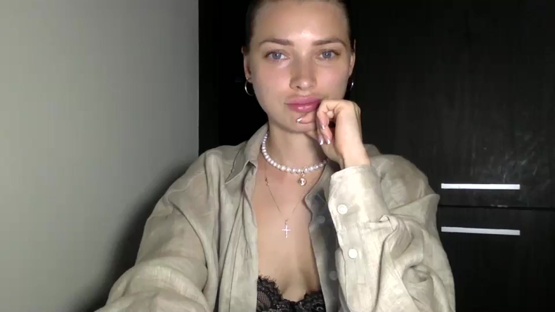 Gallery image thumbnail from Bestannforu's myfreecams stream on, 02/23/2025, 17:06 image 3 of 20