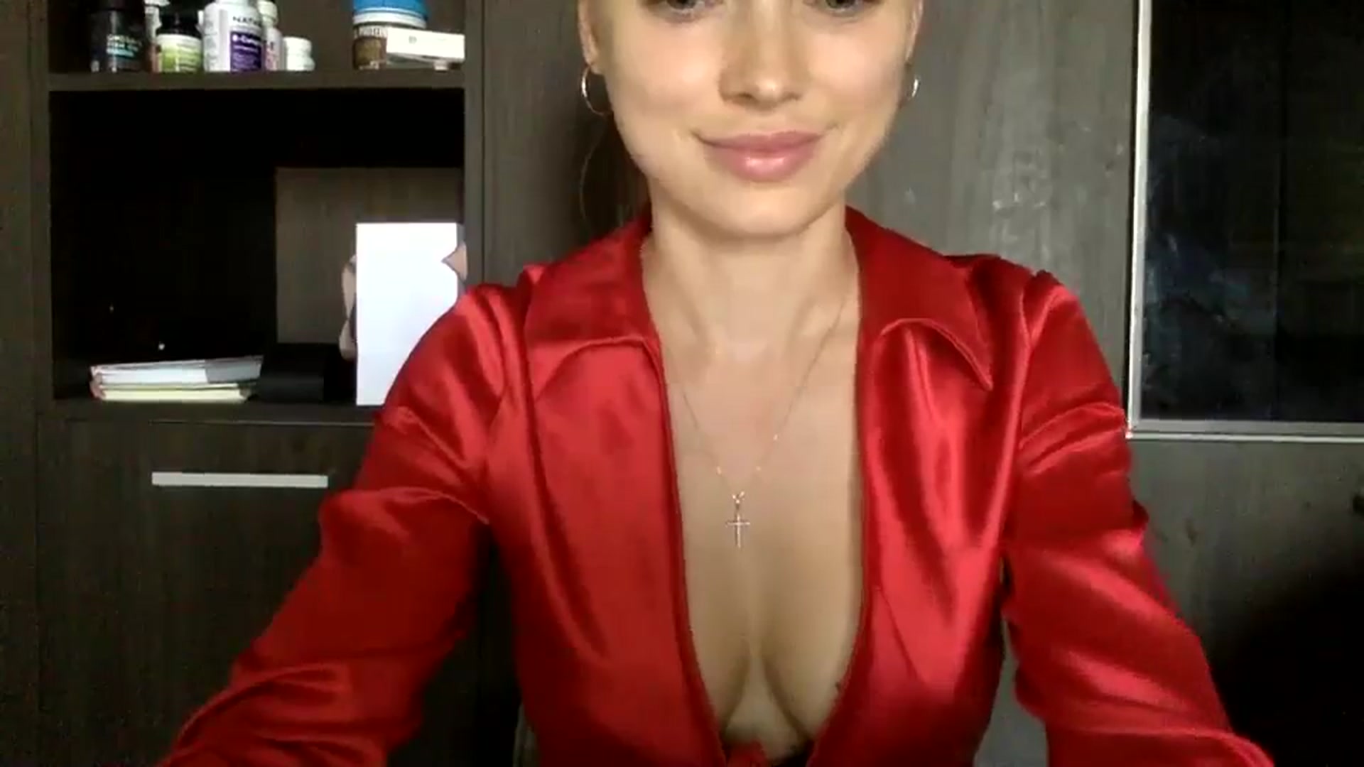 Gallery image thumbnail from Bestannforu's myfreecams stream on, 02/26/2025, 08:03 image 14 of 20