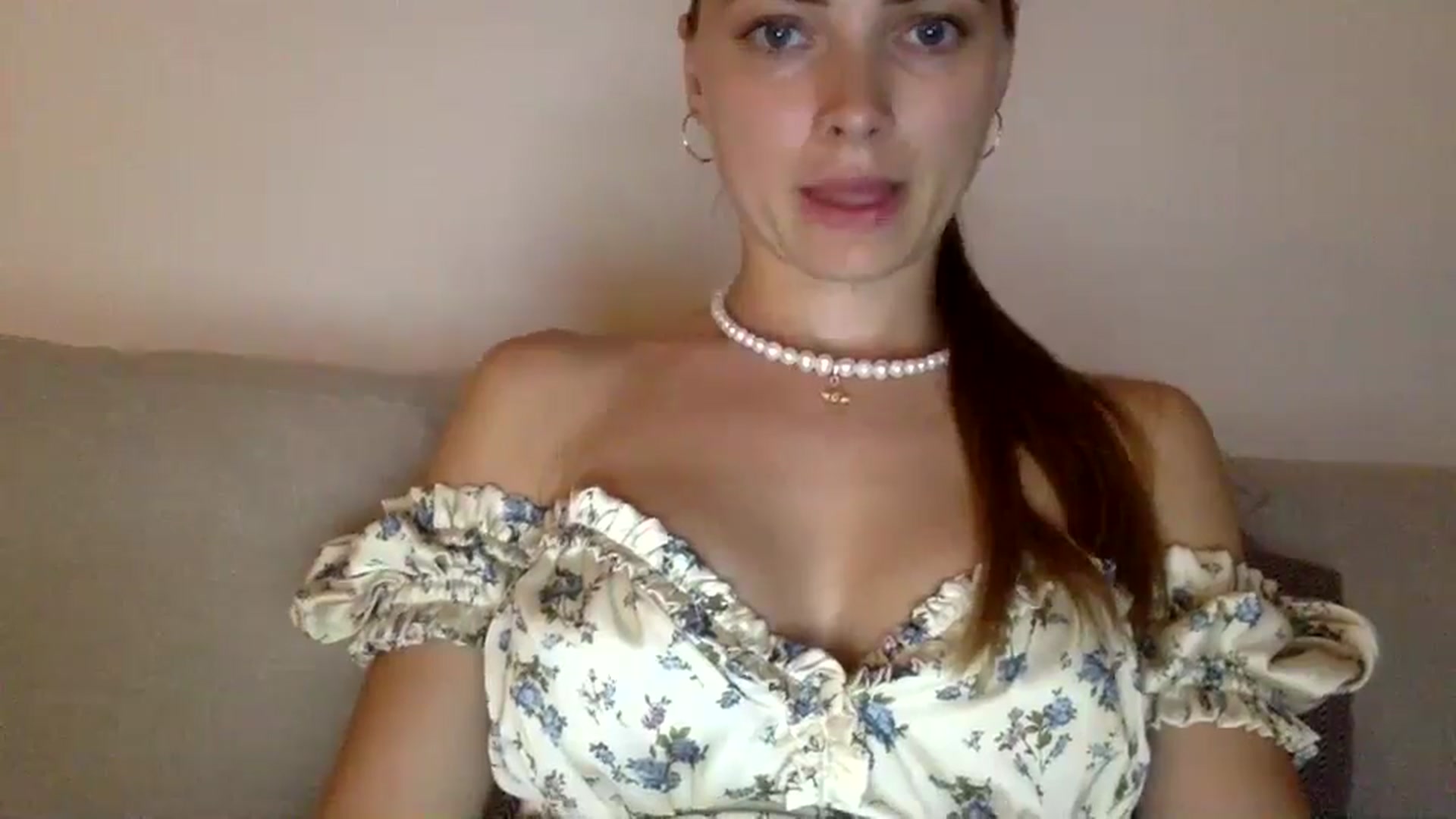 Gallery image thumbnail from Bestannforu's myfreecams stream on, 03/12/2025, 16:31 image 3 of 20