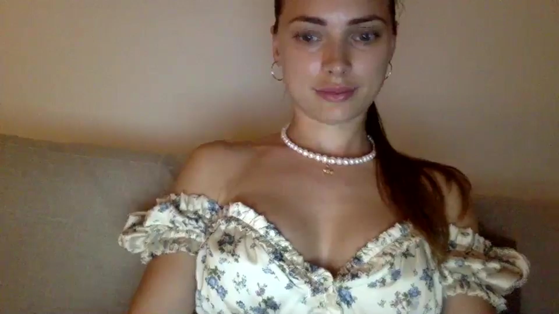 Gallery image thumbnail from Bestannforu's myfreecams stream on, 03/12/2025, 16:31 image 4 of 20