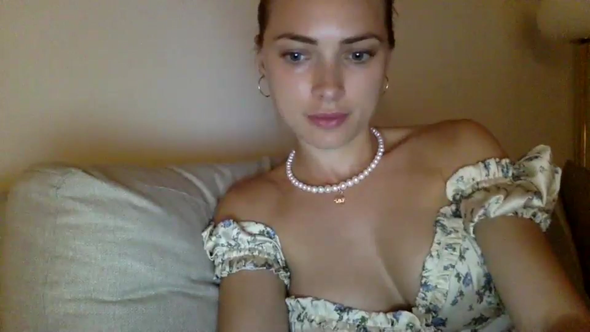 Gallery image thumbnail from Bestannforu's myfreecams stream on, 03/12/2025, 16:31 image 18 of 20