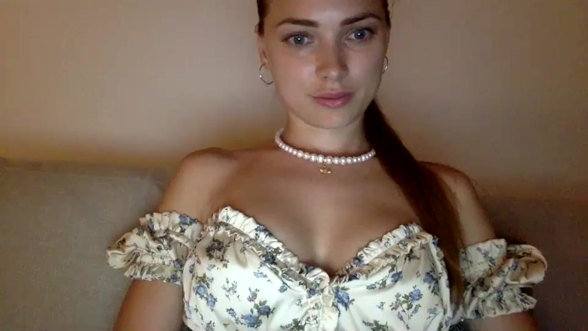 Gallery image thumbnail from Bestannforu's myfreecams stream on, 03/12/2025, 16:31 image 2 of 20