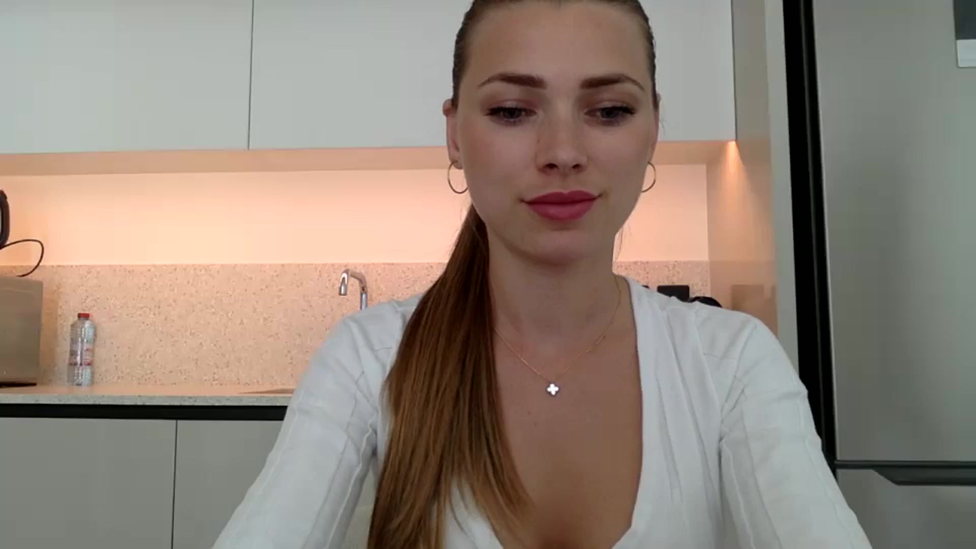 Gallery image thumbnail from Bestannforu's myfreecams stream on, 03/15/2025, 12:18 image 4 of 20