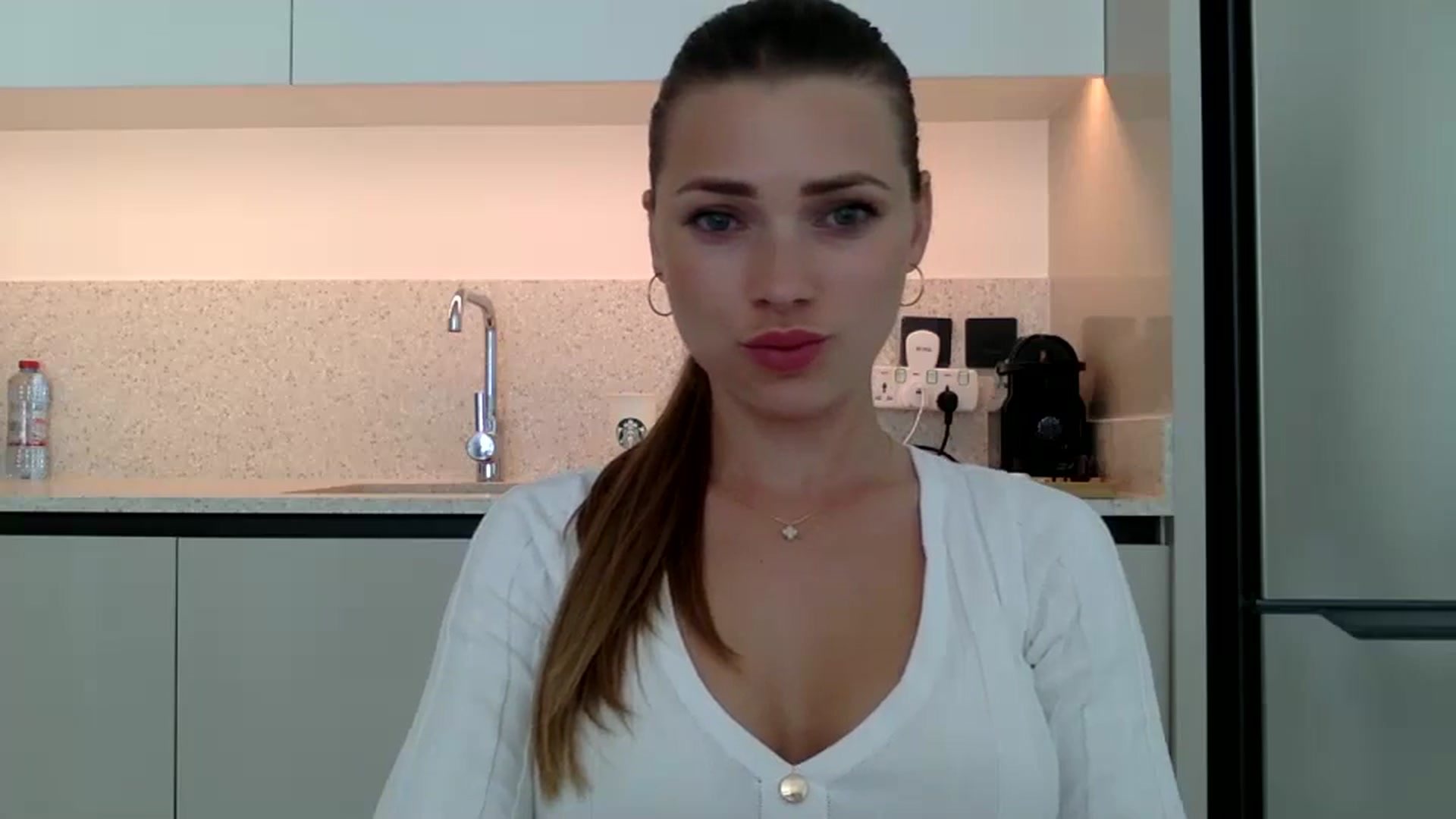 Gallery image thumbnail from Bestannforu's myfreecams stream on, 03/15/2025, 12:18 image 6 of 20