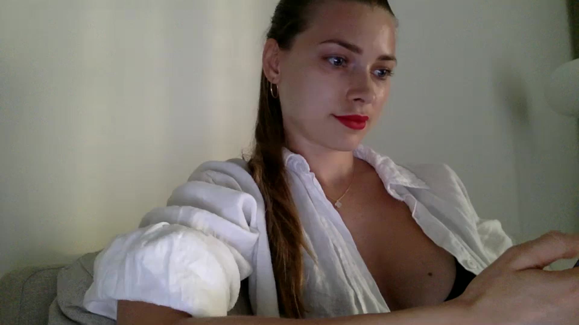 Gallery image thumbnail from Bestannforu's myfreecams stream on, 03/16/2025, 14:11 image 9 of 20