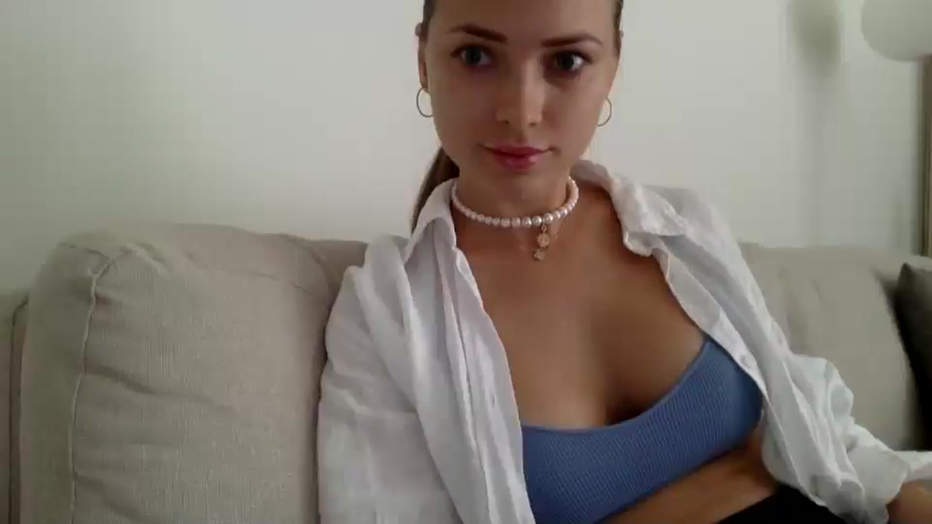 Gallery image thumbnail from Bestannforu's myfreecams stream on, 03/17/2025, 07:38 image 14 of 20