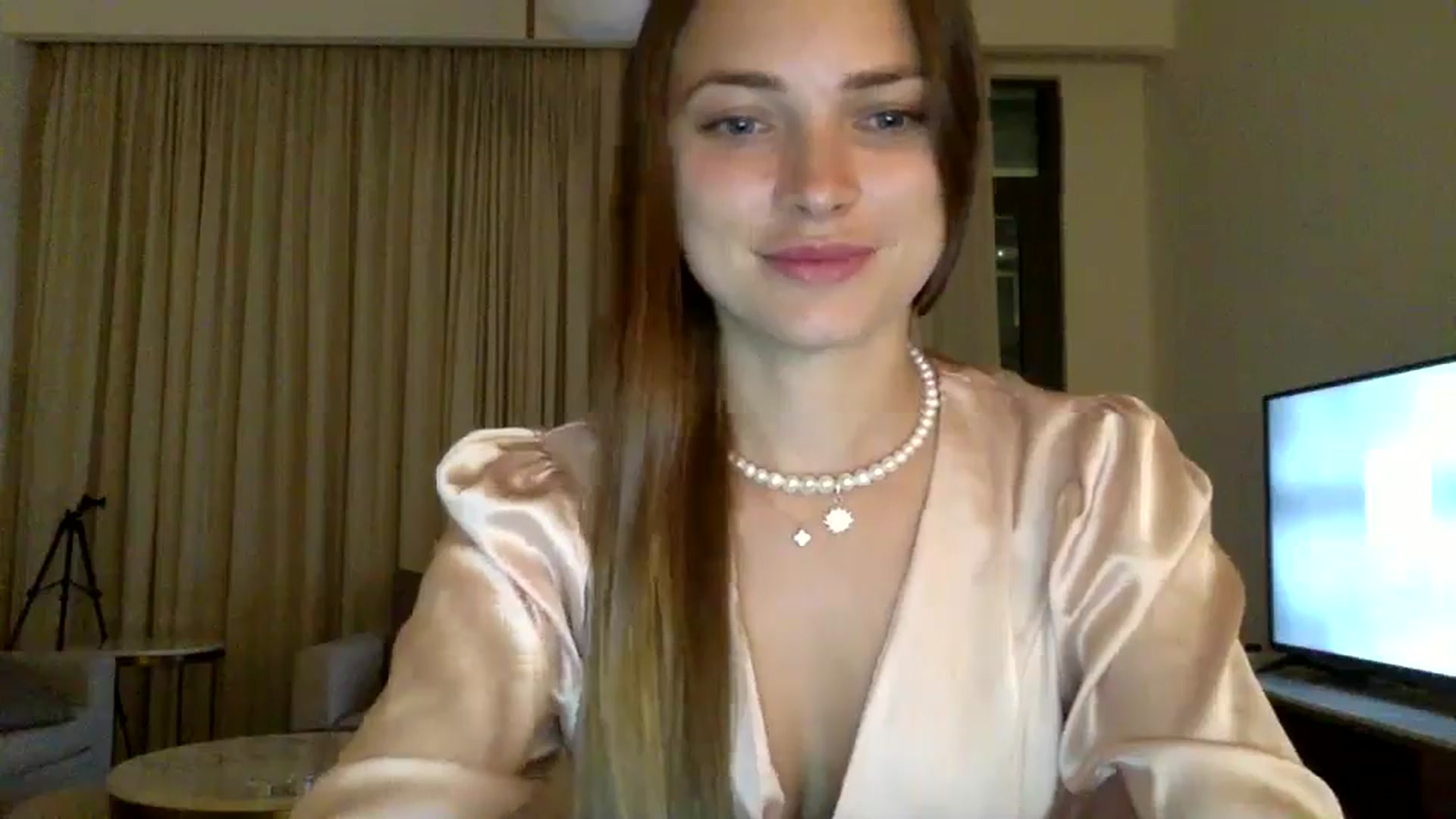 Gallery image thumbnail from Bestannforu's myfreecams stream on, 03/17/2025, 19:30 image 7 of 20