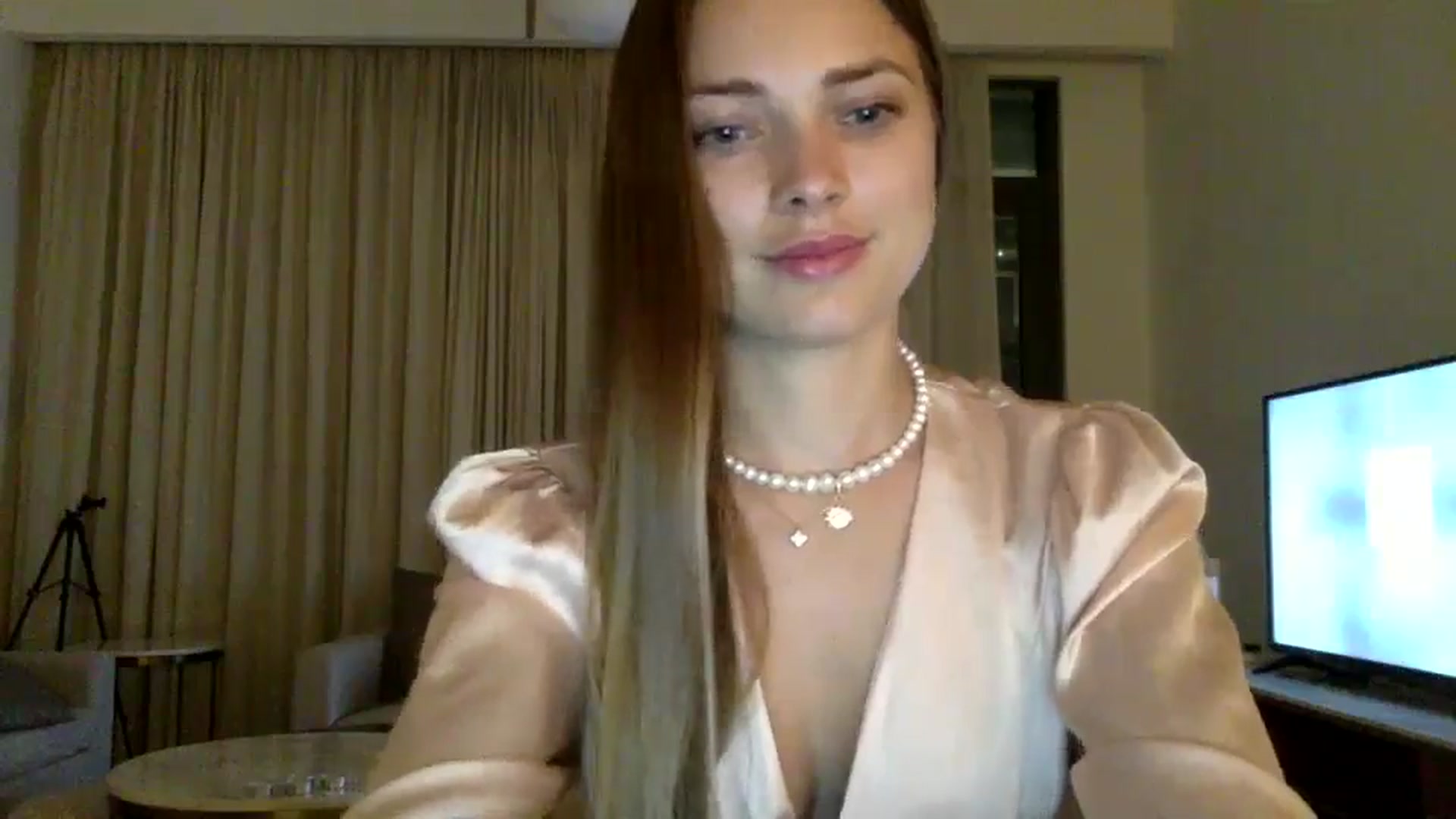 Gallery image thumbnail from Bestannforu's myfreecams stream on, 03/17/2025, 19:30 image 5 of 20