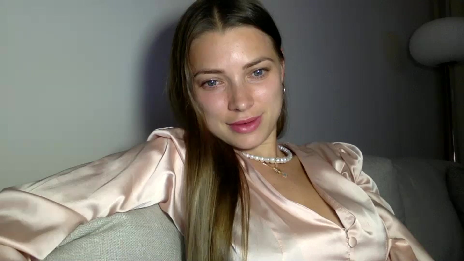 Gallery image thumbnail from Bestannforu's myfreecams stream on, 03/17/2025, 19:30 image 17 of 20