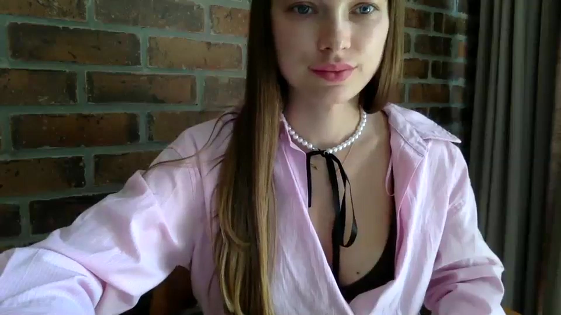 Gallery image thumbnail from Bestannforu's myfreecams stream on, 03/24/2025, 06:48 image 17 of 20