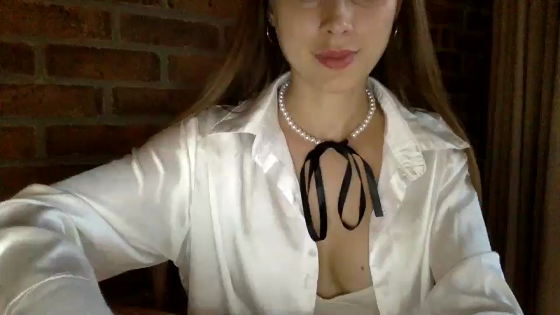 Gallery image thumbnail from Bestannforu's myfreecams stream on, 04/04/2025, 10:35 image 16 of 20