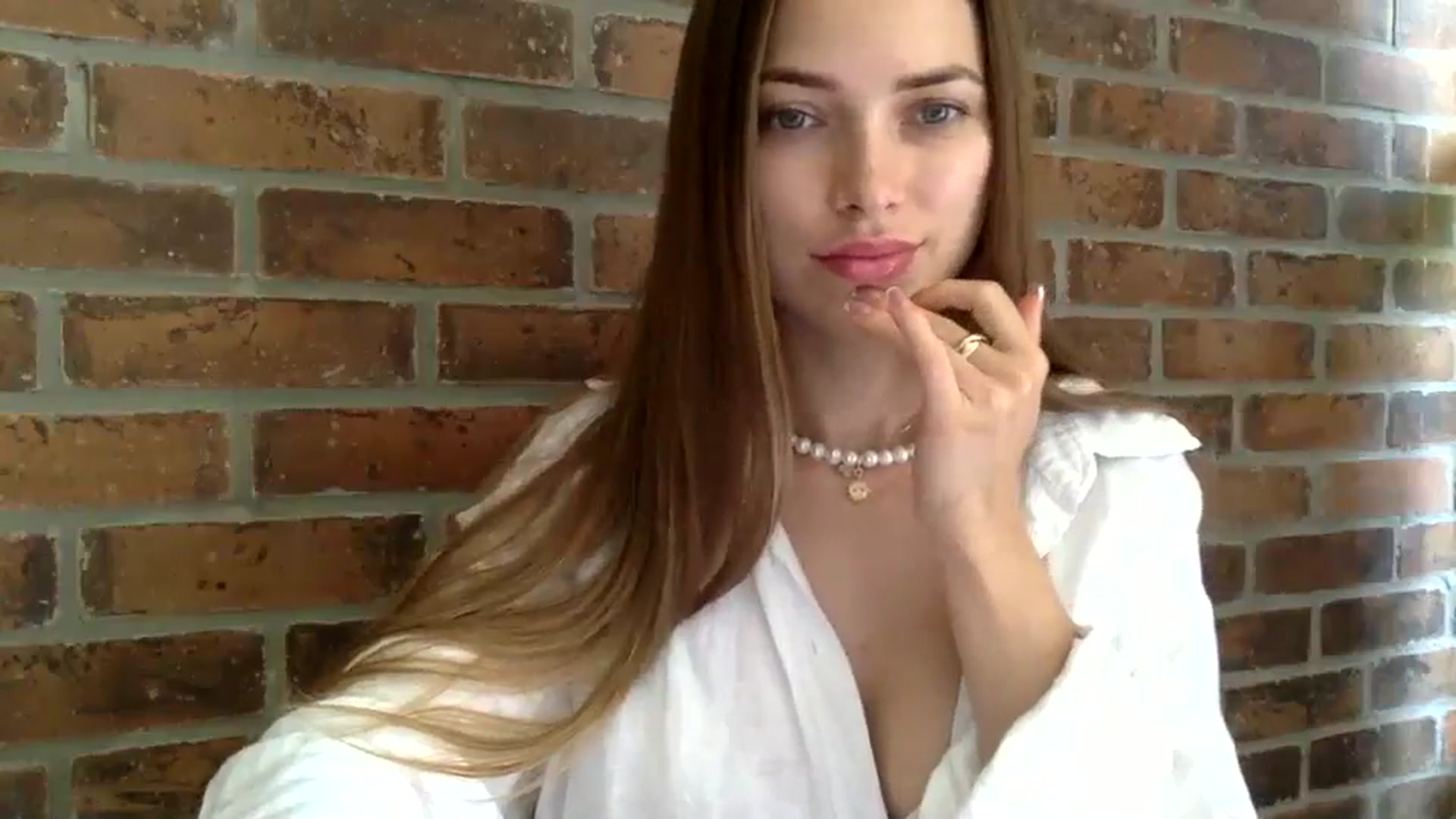 Gallery image thumbnail from Bestannforu's myfreecams stream on, 04/08/2025, 05:07 image 15 of 20