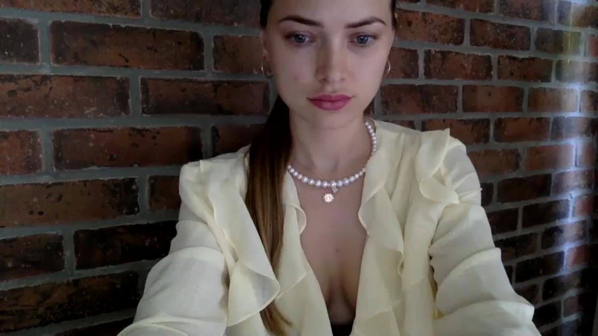 Gallery image thumbnail from Bestannforu's myfreecams stream on, 04/11/2025, 03:42 image 2 of 20