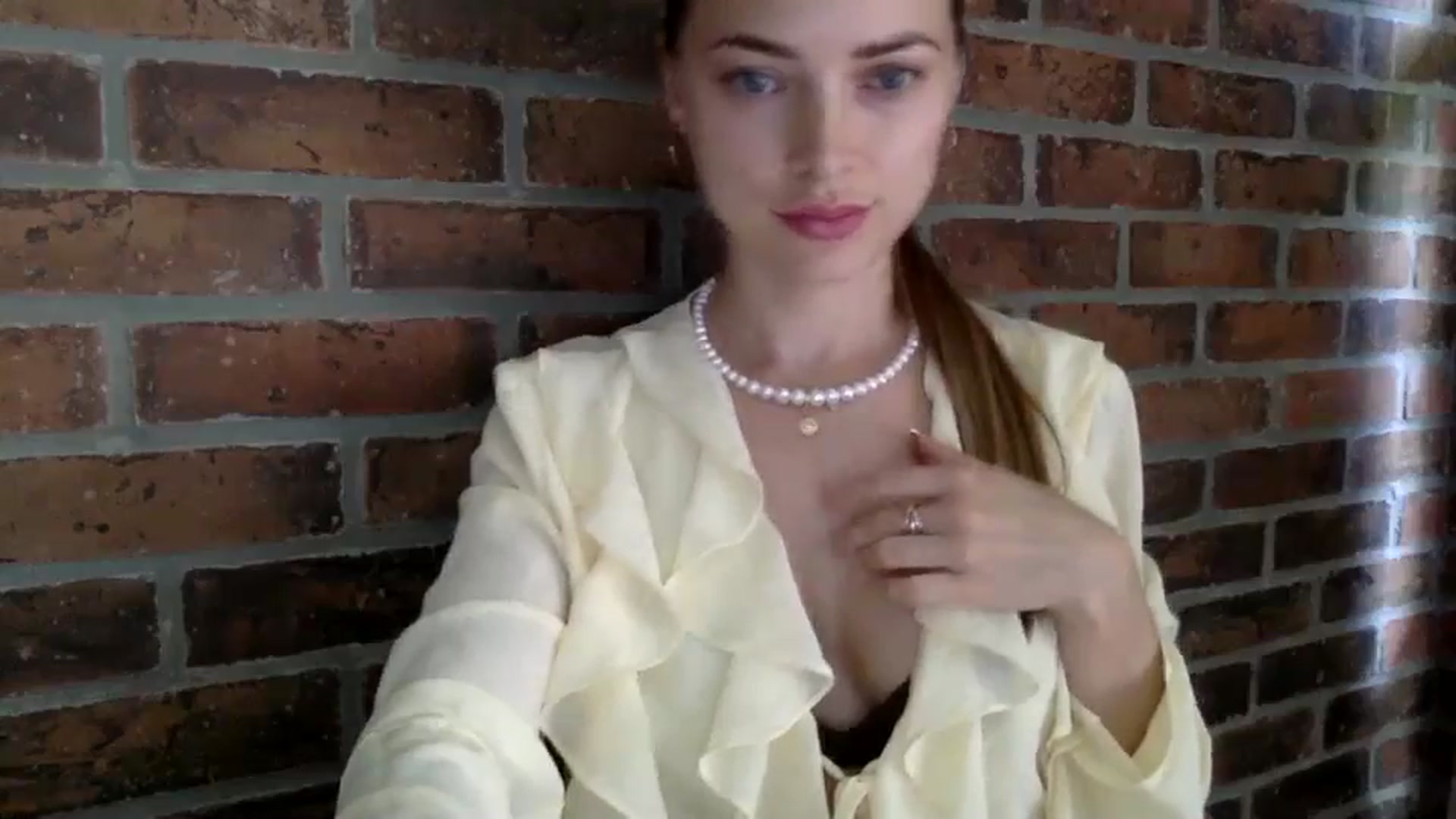 Gallery image thumbnail from Bestannforu's myfreecams stream on, 04/11/2025, 03:42 image 17 of 20