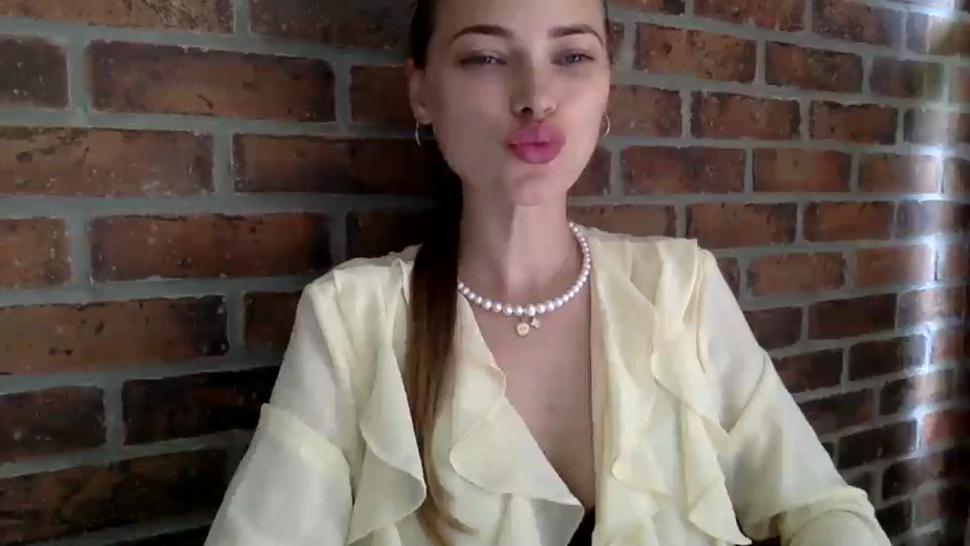 Gallery image thumbnail from Bestannforu's myfreecams stream on, 04/11/2025, 04:07 image 7 of 20