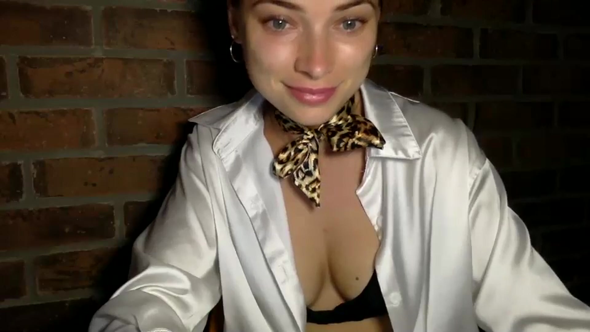 Gallery image thumbnail from Bestannforu's myfreecams stream on, 04/13/2025, 15:47 image 11 of 20
