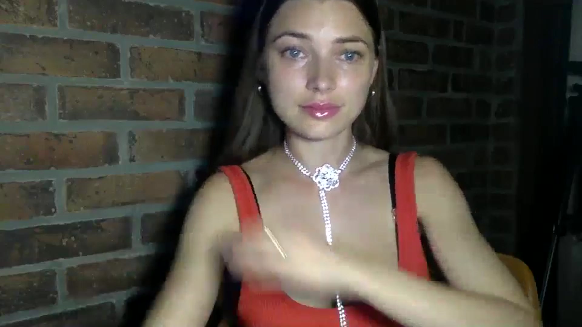 Gallery image thumbnail from Bestannforu's myfreecams stream on, 04/25/2025, 15:58 image 5 of 20