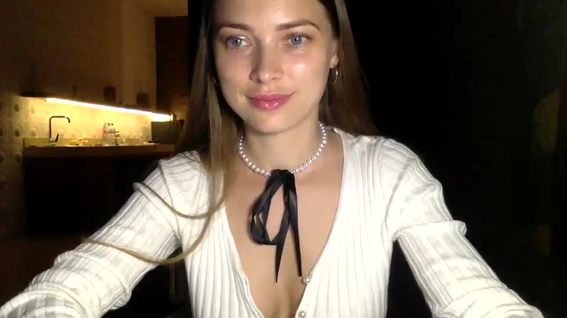 Gallery image thumbnail from Bestannforu's myfreecams stream on, 04/26/2025, 11:10 image 9 of 20