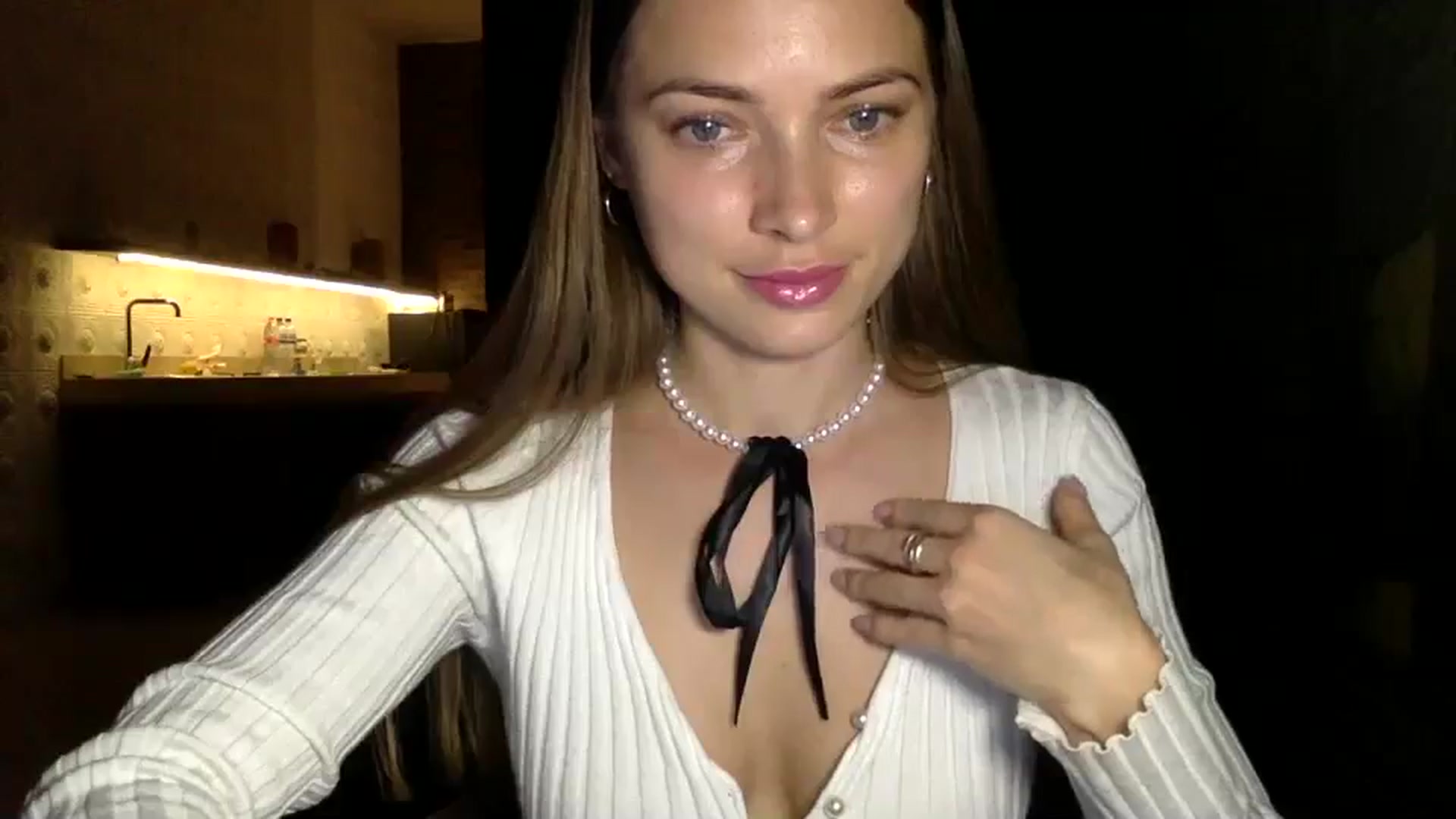 Gallery image thumbnail from Bestannforu's myfreecams stream on, 04/26/2025, 11:10 image 3 of 20