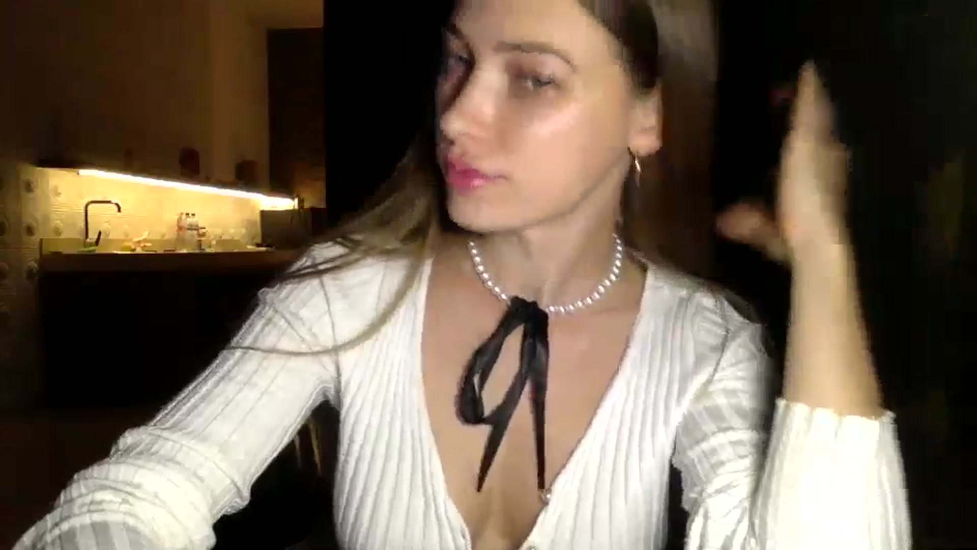 Gallery image thumbnail from Bestannforu's myfreecams stream on, 04/26/2025, 11:10 image 6 of 20