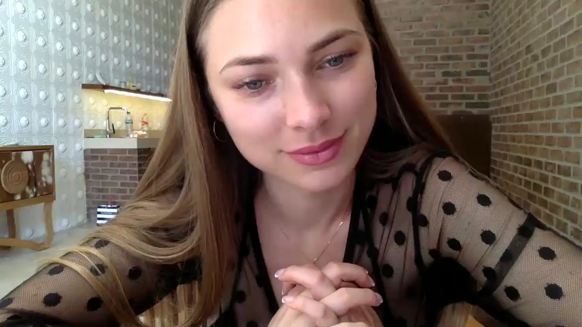 Gallery image thumbnail from Bestannforu's myfreecams stream on, 04/28/2025, 06:57 image 10 of 20