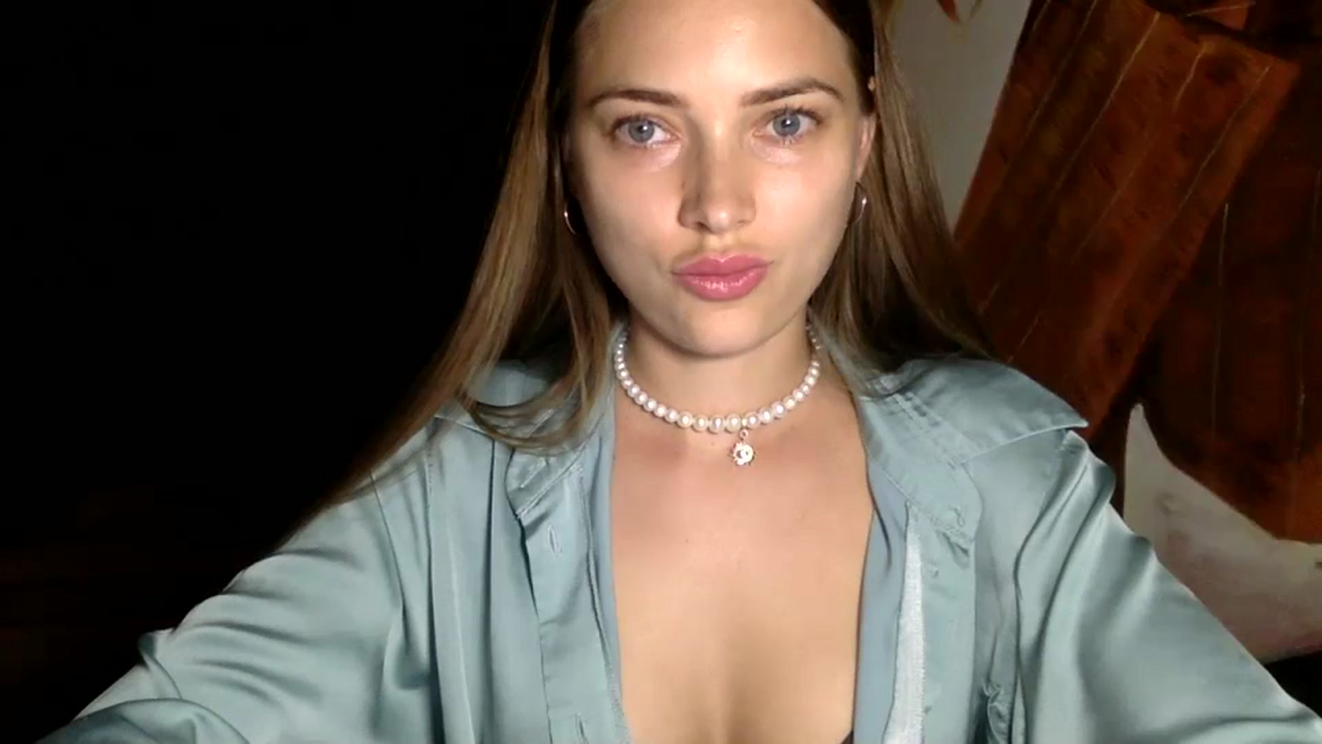 Gallery image thumbnail from Bestannforu's myfreecams stream on, 05/08/2025, 11:29 image 2 of 20