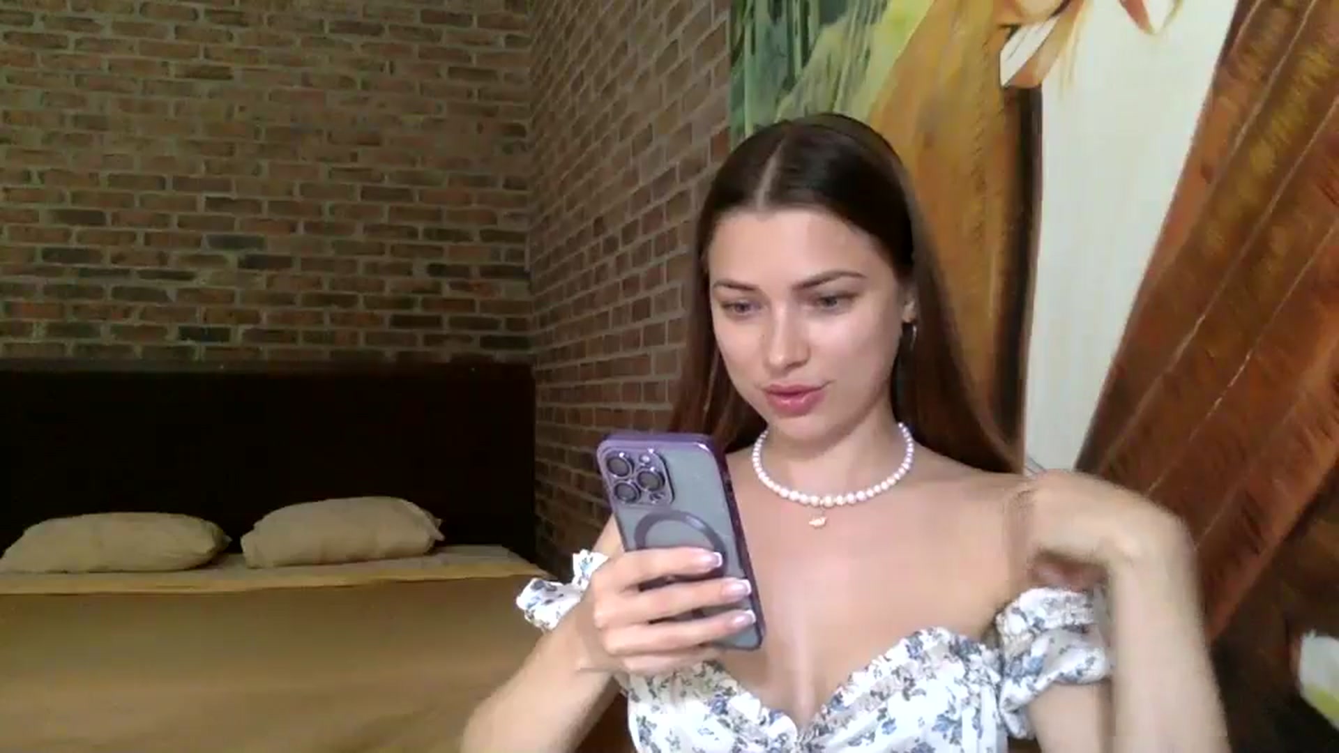 Gallery image thumbnail from Bestannforu's myfreecams stream on, 05/09/2025, 03:28 image 6 of 20