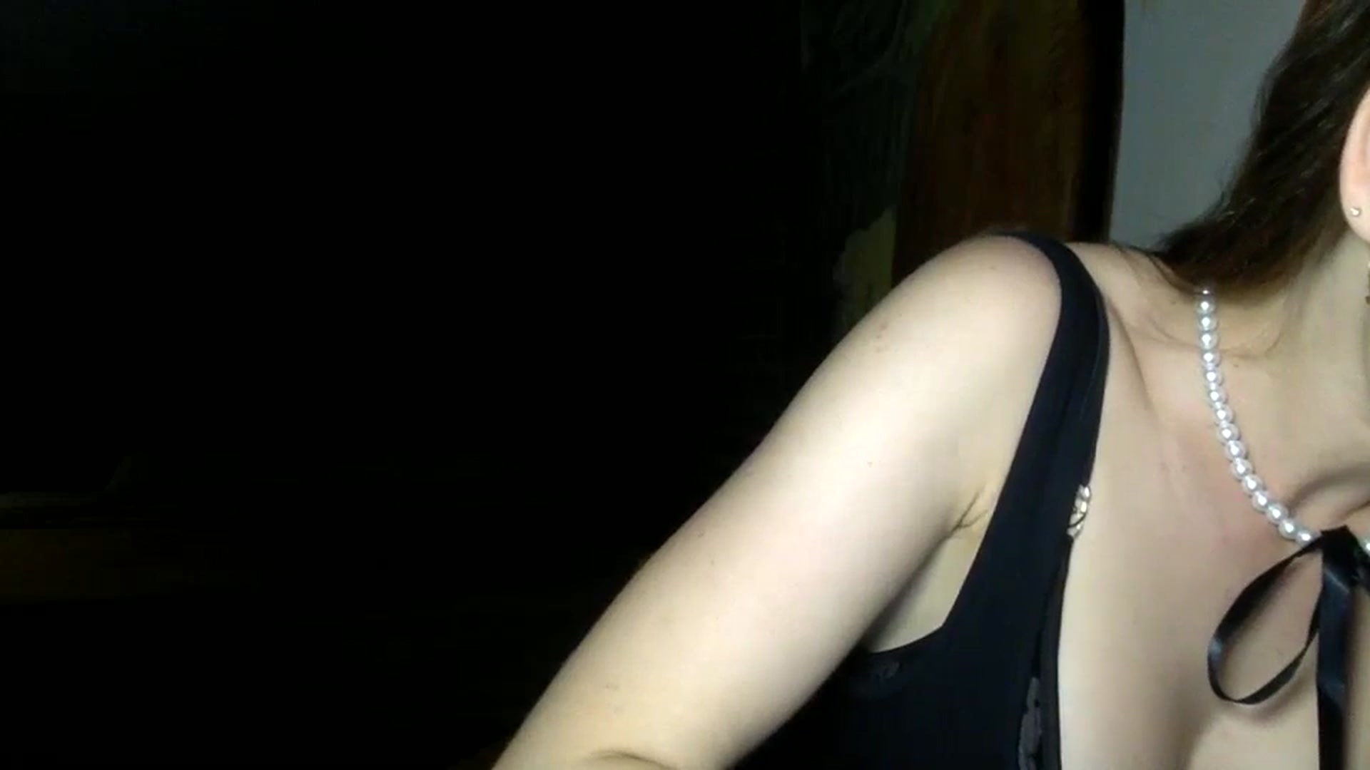 Gallery image thumbnail from Bestannforu's myfreecams stream on, 05/10/2025, 12:45 image 14 of 20