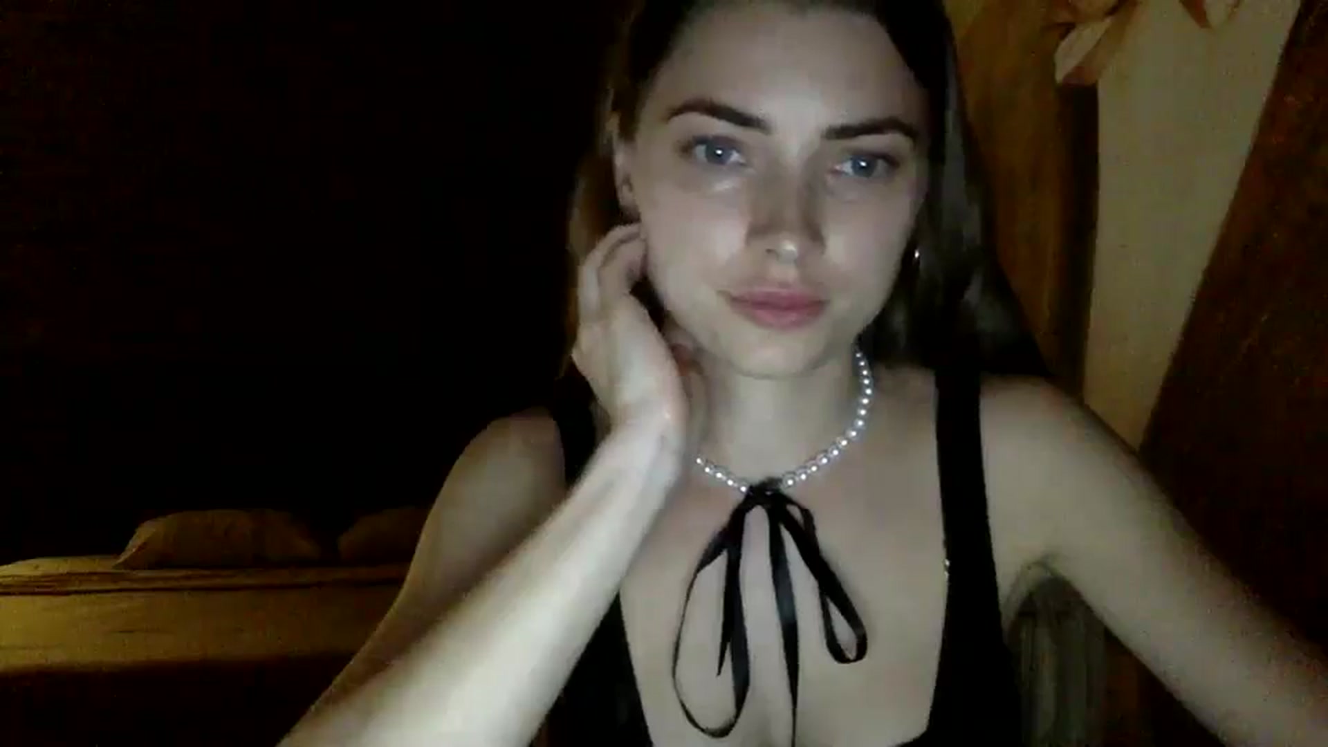 Gallery image thumbnail from Bestannforu's myfreecams stream on, 05/10/2025, 16:54 image 18 of 20
