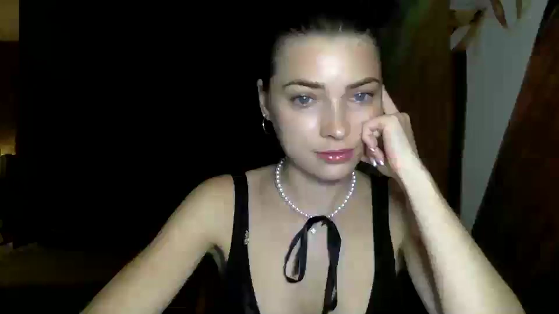 Gallery image thumbnail from Bestannforu's myfreecams stream on, 05/12/2025, 12:48 image 7 of 20