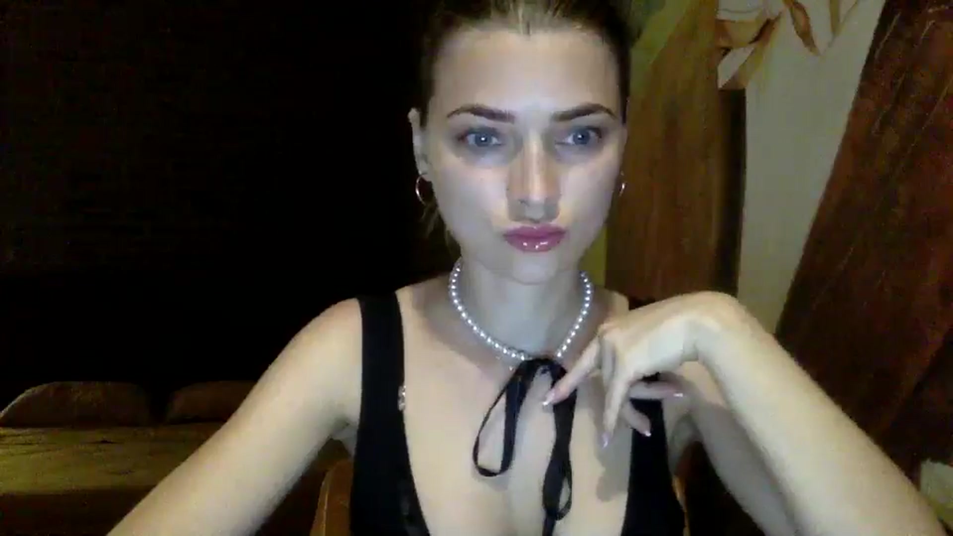 Gallery image thumbnail from Bestannforu's myfreecams stream on, 05/12/2025, 13:03 image 16 of 20
