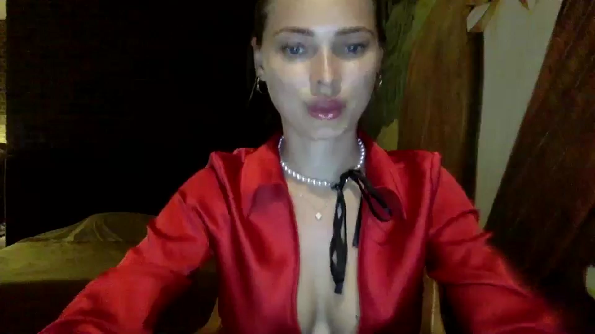 Gallery image thumbnail from Bestannforu's myfreecams stream on, 05/21/2025, 13:47 image 3 of 20
