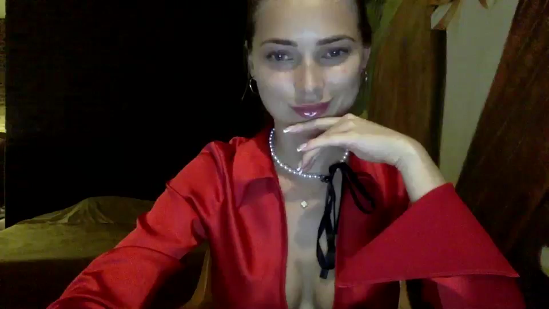 Gallery image thumbnail from Bestannforu's myfreecams stream on, 05/21/2025, 13:47 image 10 of 20