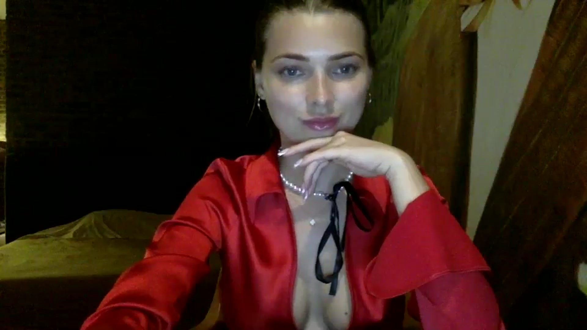 Gallery image thumbnail from Bestannforu's myfreecams stream on, 05/21/2025, 14:03 image 2 of 20