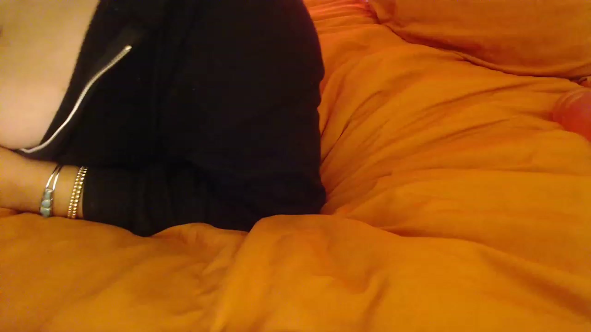 Gallery image thumbnail from Beth_Blakeley's myfreecams stream on, 11/21/2022, 06:02 image 14 of 20