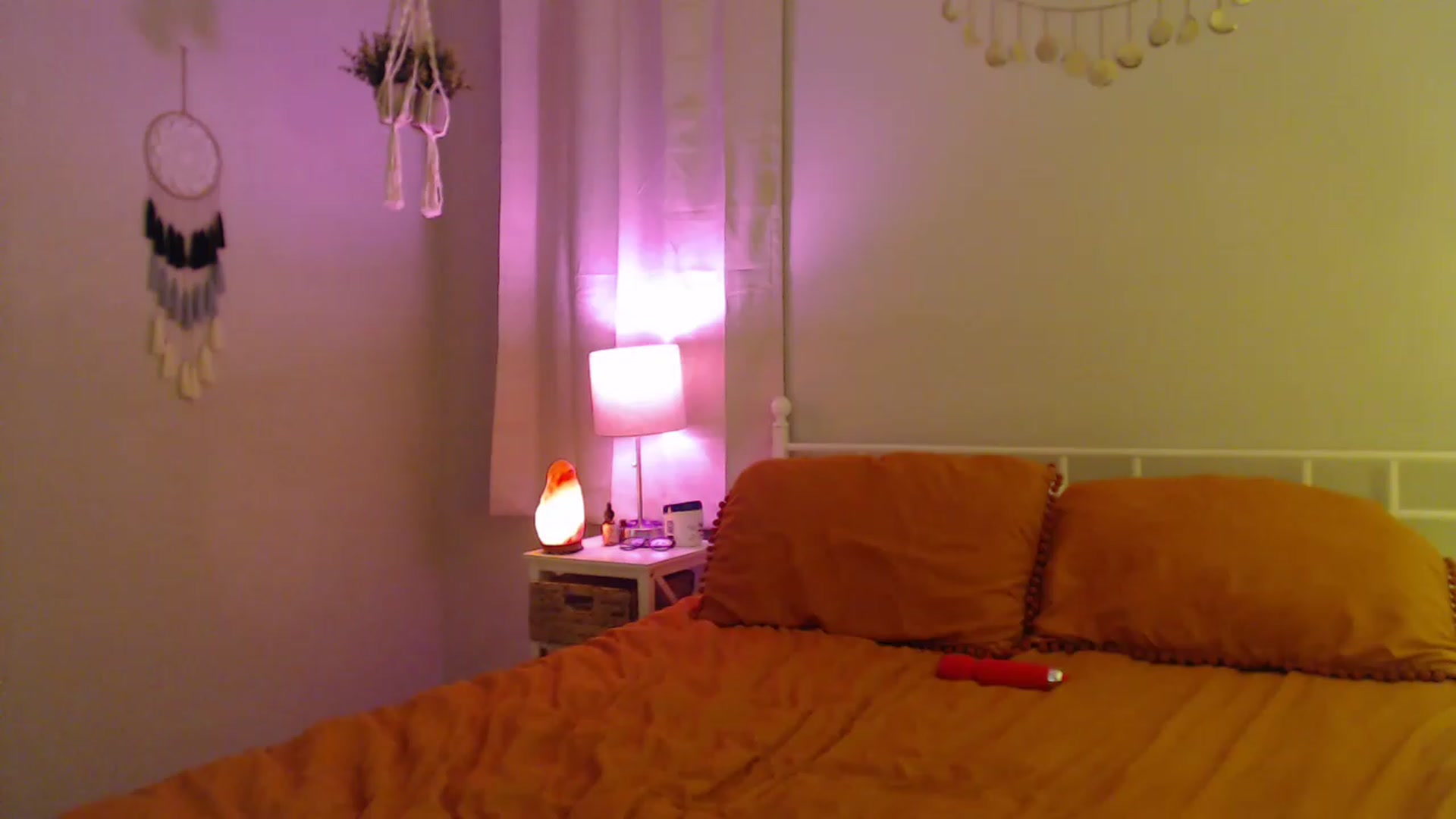 Gallery image thumbnail from Beth_Blakeley's myfreecams stream on, 12/18/2022, 06:01 image 14 of 20